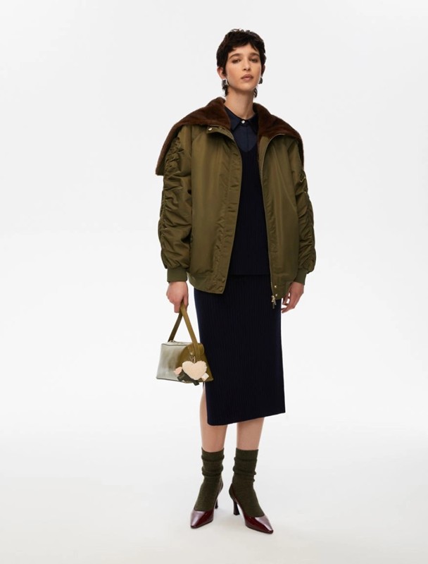 Bomber nylon con cappuccio ecopelliccia