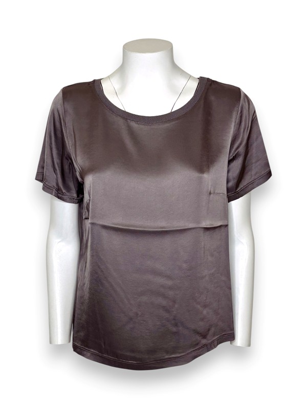 T-shirt satin