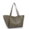 Shopper l in pelle martellata